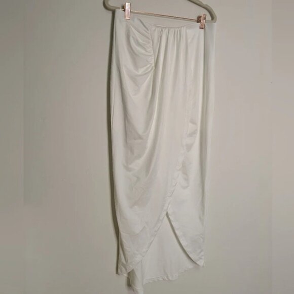 LAST CALL//Draped Maxi Skirt in White by Shein NWOT Size XL - Picture 11 of 12